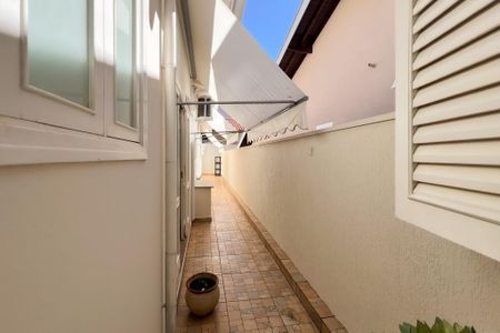 Casa de condomínio para alugar com 159m², 3 quartos e 2 vagas