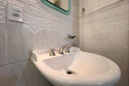 Casa de condomínio para alugar com 159m², 3 quartos e 2 vagas