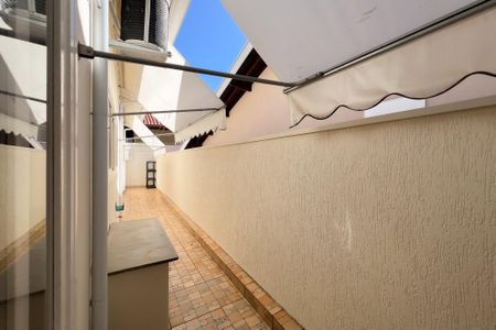 Casa de condomínio para alugar com 159m², 3 quartos e 2 vagas
