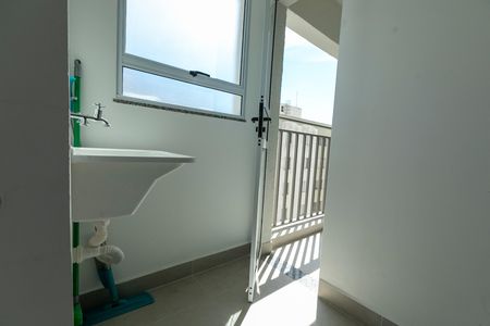 Apartamento à venda com 44m², 2 quartos e 1 vagaÁrea de serviço