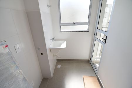 Apartamento à venda com 44m², 2 quartos e 1 vagaÁrea de Serviço