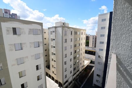 Apartamento à venda com 44m², 2 quartos e 1 vagaSala - Vista