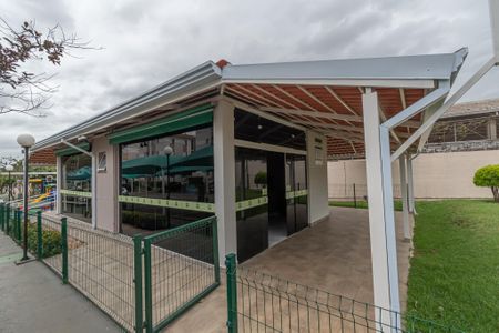 Apartamento para alugar com 49m², 2 quartos e 1 vaga Apartamento para alugar com 49m², 2 quartos e 1 vagaÁrea comum - Salão de festas