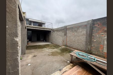 Casa à venda com 80m², 2 quartos e 3 vagas
