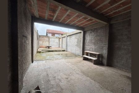 Casa à venda com 80m², 2 quartos e 3 vagas