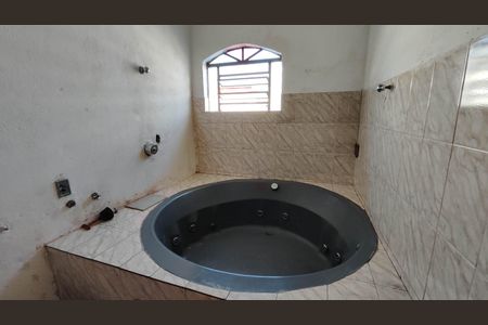 Casa para alugar com 120m², 3 quartos e 2 vagas Casa para alugar com 120m², 3 quartos e 2 vagasBanheiro da Suíte 1