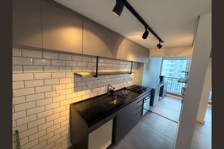 Cozinha de apartamento à venda com 2 quartos, 56m² em Vila Anglo Brasileira, São Paulo
