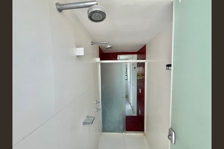 Apartamento à venda com 170m², 2 quartos e 2 vagasBanheiro da Suíte 2