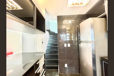 Apartamento à venda com 170m², 2 quartos e 2 vagasCozinha