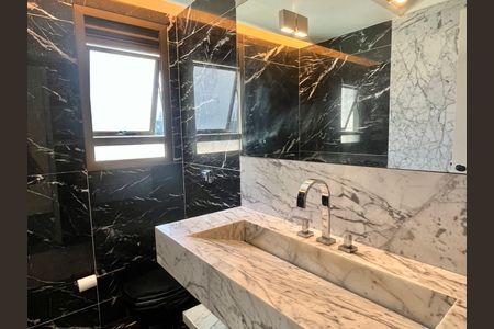 Apartamento à venda com 170m², 2 quartos e 2 vagasBanheiro social