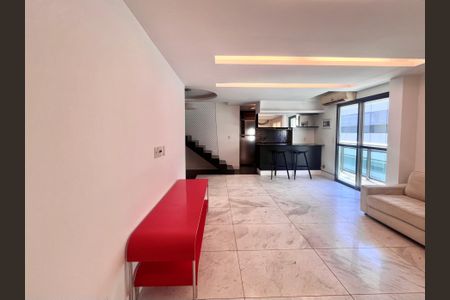 Apartamento à venda com 170m², 2 quartos e 2 vagasSala