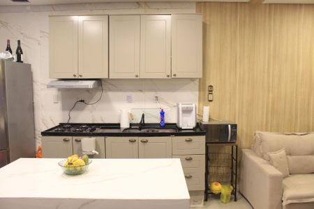 Casa para alugar com 80m², 2 quartos e 2 vagasCozinha