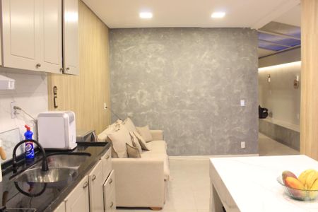 Sala de casa para alugar com 2 quartos, 80m² em Jardim Santa Paula, Cotia
