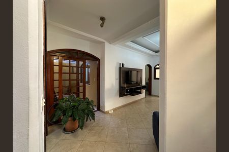Casa para alugar com 207m², 3 quartos e 4 vagas Casa para alugar com 207m², 3 quartos e 4 vagasSala