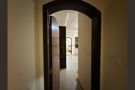 Casa para alugar com 207m², 3 quartos e 4 vagas Casa para alugar com 207m², 3 quartos e 4 vagasCorredor