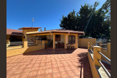 Casa para alugar com 207m², 3 quartos e 4 vagas Casa para alugar com 207m², 3 quartos e 4 vagasÁrea externa