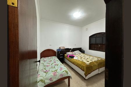 Casa para alugar com 207m², 3 quartos e 4 vagas Casa para alugar com 207m², 3 quartos e 4 vagasQuarto 1