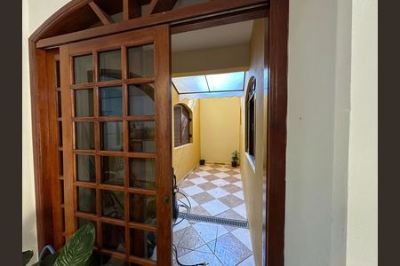 Casa para alugar com 207m², 3 quartos e 4 vagas Casa para alugar com 207m², 3 quartos e 4 vagasJardim de Inverno