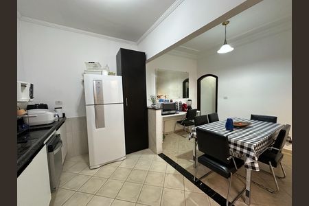 Casa para alugar com 207m², 3 quartos e 4 vagas Casa para alugar com 207m², 3 quartos e 4 vagasCozinha