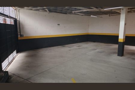 Apartamento para alugar com 81m², 2 quartos e 1 vaga Apartamento para alugar com 81m², 2 quartos e 1 vagaEstacionamento