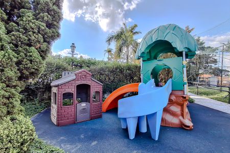 Apartamento à venda com 102m², 2 quartos e 2 vagas Apartamento à venda com 102m², 2 quartos e 2 vagasÁrea comum - Playground