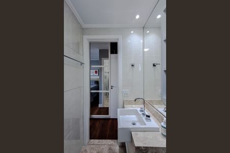Apartamento à venda com 102m², 2 quartos e 2 vagas Apartamento à venda com 102m², 2 quartos e 2 vagasBanheiro da Suíte 2