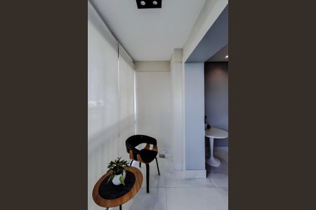 Apartamento à venda com 102m², 2 quartos e 2 vagas Apartamento à venda com 102m², 2 quartos e 2 vagasVaranda da Sala
