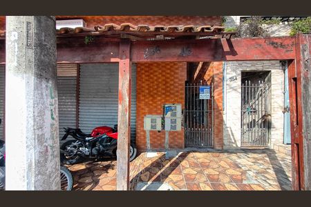 Casa para alugar com 60m², 1 quarto e sem vaga Casa para alugar com 60m², 1 quarto e sem vagaFachada com Plaquinha Instalada