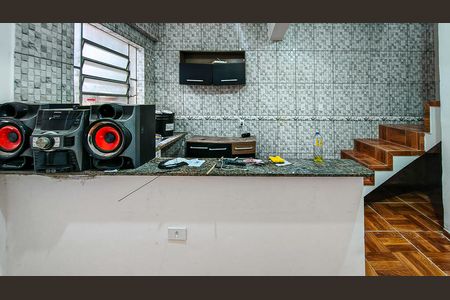 Casa para alugar com 60m², 1 quarto e sem vaga Casa para alugar com 60m², 1 quarto e sem vagaCozinha