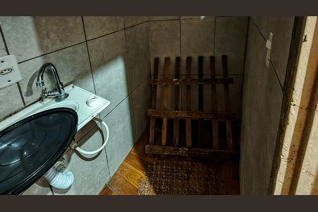 Casa para alugar com 60m², 1 quarto e sem vaga Casa para alugar com 60m², 1 quarto e sem vagaBanheiro
