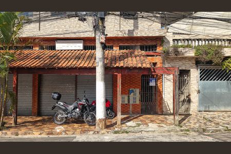 Casa para alugar com 60m², 1 quarto e sem vaga Casa para alugar com 60m², 1 quarto e sem vagaFachada com Plaquinha Instalada