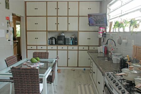 Apartamento para alugar com 100m², 3 quartos e 1 vaga Apartamento para alugar com 100m², 3 quartos e 1 vagaCozinha
