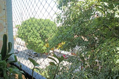 Apartamento para alugar com 100m², 3 quartos e 1 vaga Apartamento para alugar com 100m², 3 quartos e 1 vagaVaranda do Quarto 2
