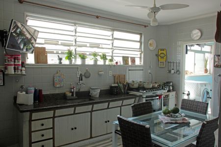 Apartamento para alugar com 100m², 3 quartos e 1 vaga Apartamento para alugar com 100m², 3 quartos e 1 vagaCozinha