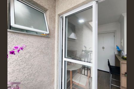 Sala de apartamento à venda com 2 quartos, 54m² em Medeiros, Jundiaí