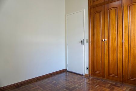 Apartamento para alugar com 90m², 3 quartos e 1 vaga Apartamento para alugar com 90m², 3 quartos e 1 vagaQuarto 2