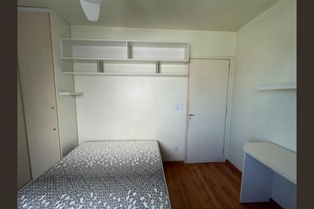 Apartamento à venda com 71m², 2 quartos e sem vaga