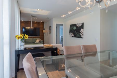 Apartamento para alugar com 130m², 2 quartos e 2 vagasSala