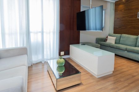 Apartamento para alugar com 130m², 2 quartos e 2 vagasSala