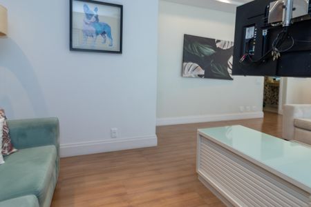 Apartamento para alugar com 130m², 2 quartos e 2 vagasSala