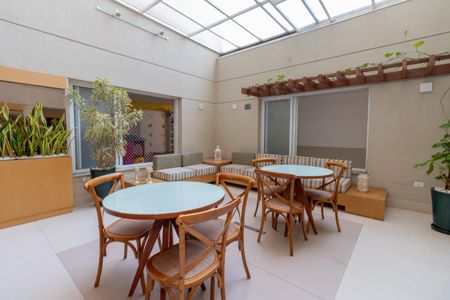 Apartamento para alugar com 130m², 2 quartos e 2 vagasÁrea comum - Lounge