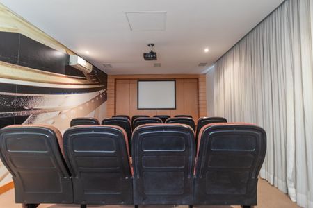 Apartamento para alugar com 130m², 2 quartos e 2 vagasÁrea comum - Cinema