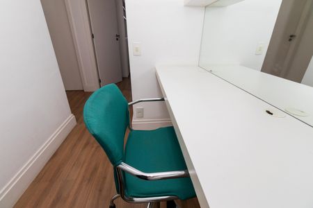 Apartamento para alugar com 130m², 2 quartos e 2 vagasEscritório