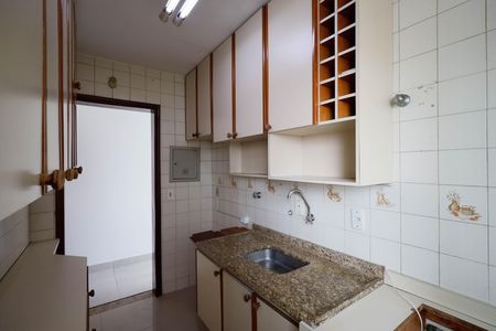 Apartamento à venda com 68m², 3 quartos e 1 vaga Apartamento à venda com 68m², 3 quartos e 1 vagaCozinha - Armários