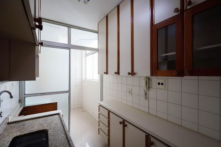 Apartamento à venda com 68m², 3 quartos e 1 vaga Apartamento à venda com 68m², 3 quartos e 1 vagaCozinha - Armários