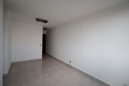 Sala  de apartamento à venda com 3 quartos, 68m² em Parque Novo Mundo, São Paulo