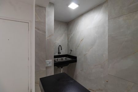 Cozinha de kitnet/studio para alugar com 1 quarto, 20m² em Água Branca, São Paulo