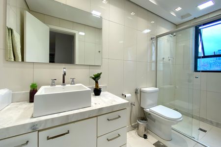 Apartamento à venda com 200m², 4 quartos e 3 vagasBanheiro