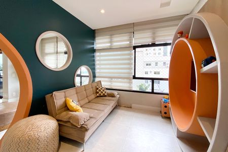 Apartamento à venda com 200m², 4 quartos e 3 vagasSala de TV