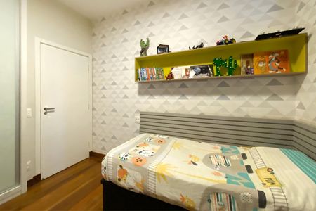 Apartamento à venda com 200m², 4 quartos e 3 vagasSuite 2